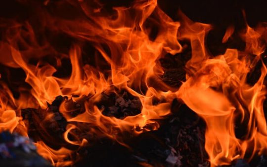 Sapnuoti gaisra: ką tai reiškia ir kaip interpretuoti?